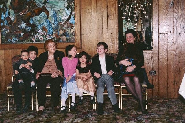 049_7Grankids.JPG