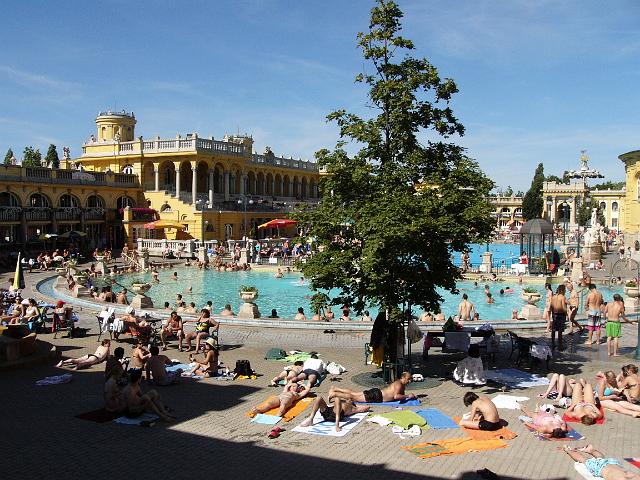 P1050528.JPG - Széchenyi Baths