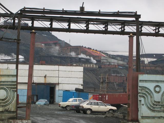 Rus04c0015.JPG