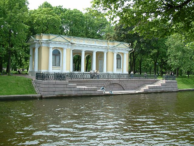 Rus10004.JPG