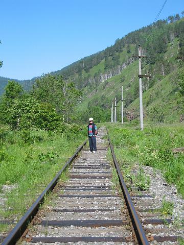 rus04b0024_r1.jpg