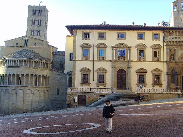 Arezzo5-7-11.JPG